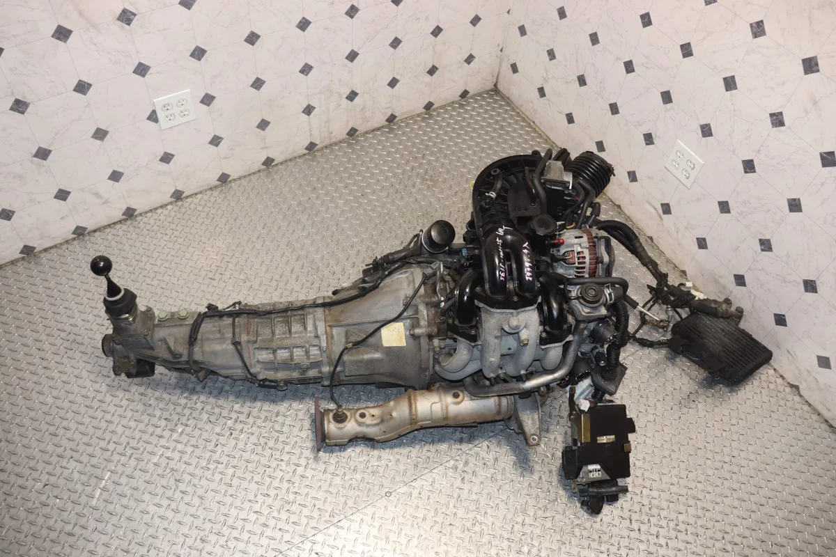 2004 2005 2006 2007 2008 Mazda RX-8 1.3L 6-Port RENESIS Rotary Engine & 6 Speed Manual Transmission JDM 13B-MSP — photo 1