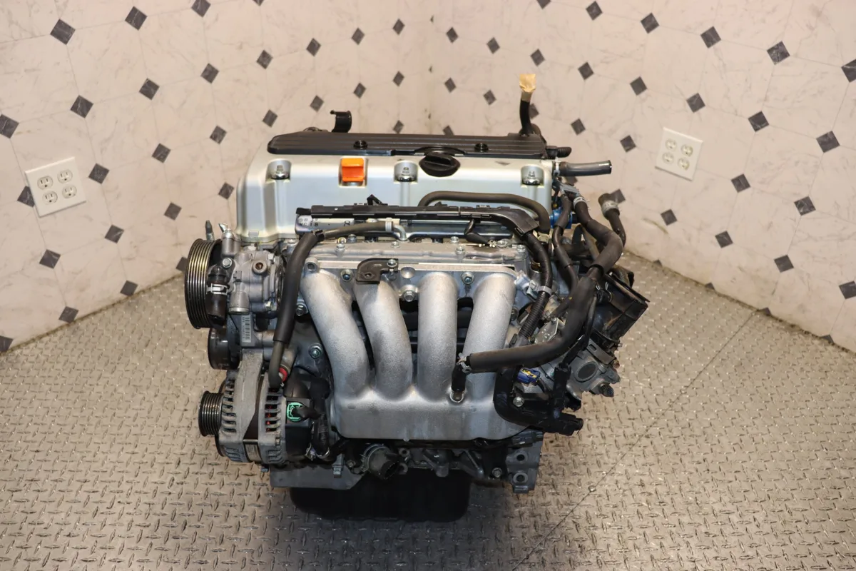2004 2005 2006 2007 2008 Acura TSX 2.4L DOHC High-Compression i-VTEC Engine JDM K24A K24A2 — photo 1